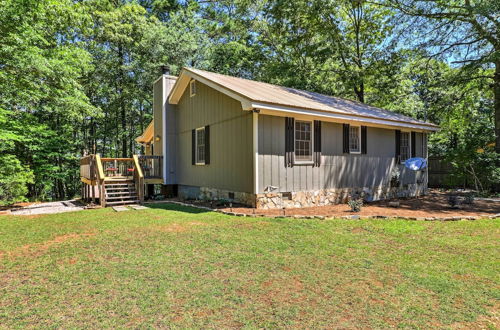 Foto 7 - Waterfront West Point Lake Cabin w/ Private Dock