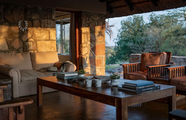 Shalimpo Safari Home - Mashatu Game Reserve - Photo 26