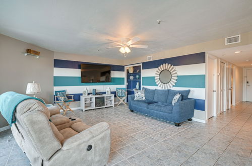 Photo 1 - Myrtle Beach Condo: Private Balcony & Pool Access