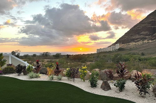 Photo 47 - Ocean Escape by Avantstay 10 Min to Makaha Beach Brand New Ocean Views