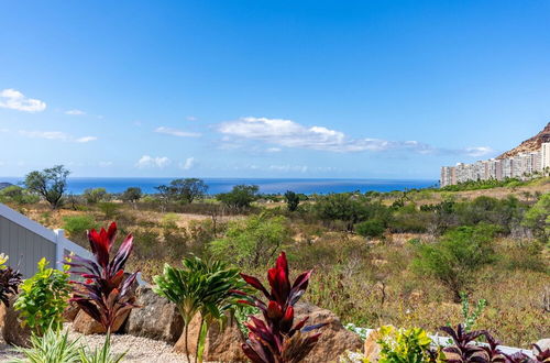 Photo 45 - Ocean Escape by Avantstay 10 Min to Makaha Beach Brand New Ocean Views