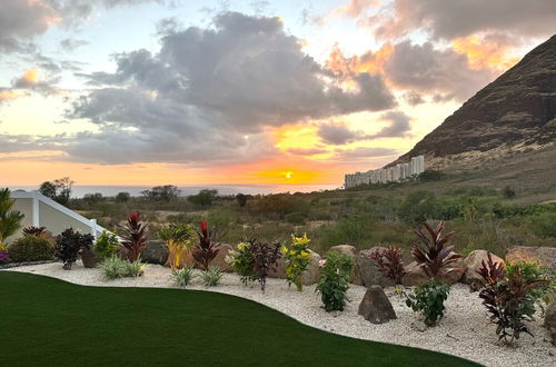 Photo 31 - Ocean Escape by Avantstay 10 Min to Makaha Beach Brand New Ocean Views