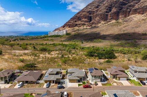 Photo 55 - Ocean Escape by Avantstay 10 Min to Makaha Beach Brand New Ocean Views