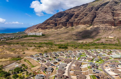 Photo 36 - Ocean Escape by Avantstay 10 Min to Makaha Beach Brand New Ocean Views