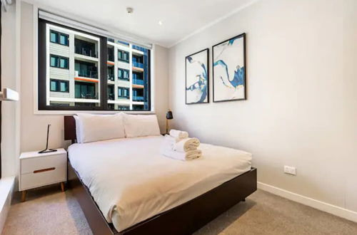 Foto 2 - Central & Modern 2-Bedroom Apartment