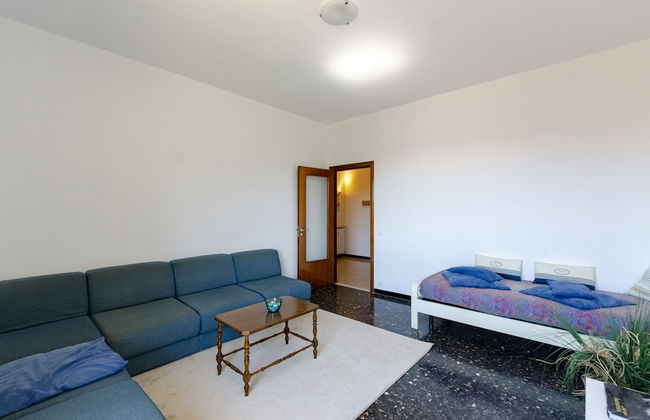 JOIVY Family Flat W/Terrace & Parking Near Beach - Photo 18
