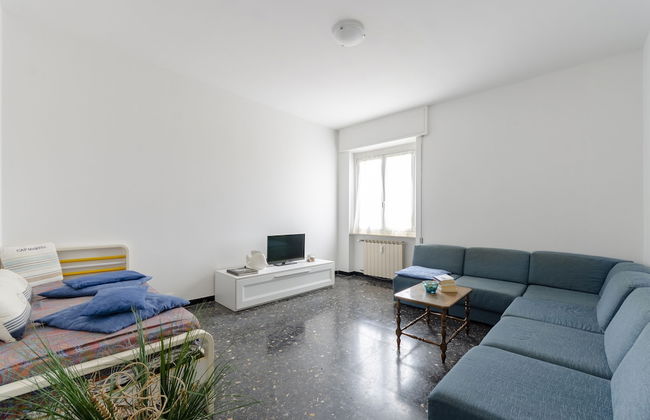 JOIVY Family Flat W/Terrace & Parking Near Beach - Photo 22