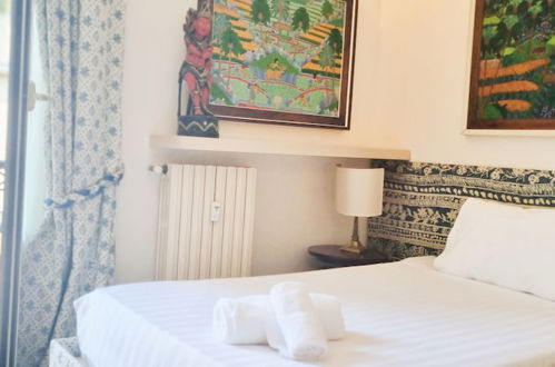 Foto 7 - Altido Vintage And Gorgeous 2-Bed Flat Near Sforzesco Castle