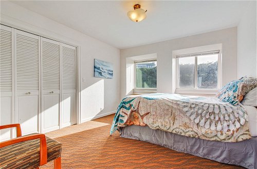 Foto 27 - Oceanfront Oregon Home w/ Hot Tub & Game Room