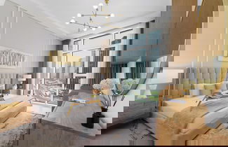 Photo 2 - Maison Privee - Tranquil Apt w/ Mesmerizing Views cls to Marina