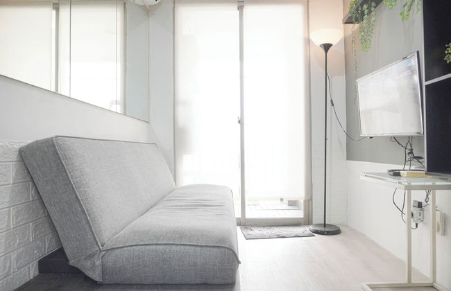 Minimalist And Cozy Living 1Br Belmont Residence Puri Apartment - Foto 16