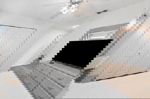 Photo 13 - Amazing 4/3 House With Private Pool, Near Disney!