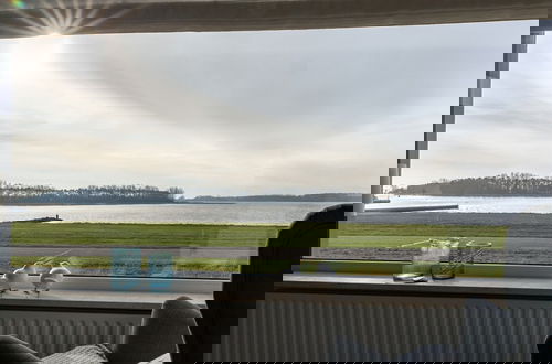 Foto 37 - Beautiful, Luxurious Villa on the Veerse Meer