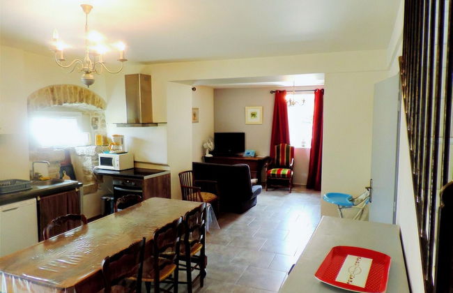 Authentic Stone Mas Retreat - Photo 25