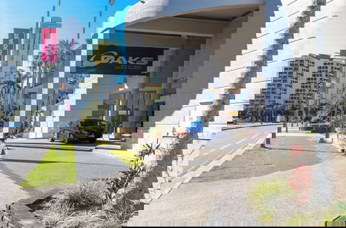 Foto 13 - Surfers Paradise Studio with Ocean Views