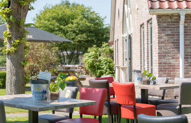 Charming Home w/ Garden - Foto 17
