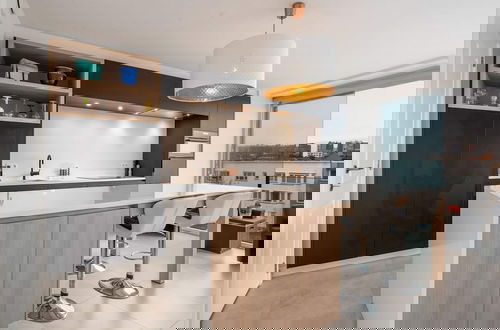 Foto 6 - Stylish Apartment Near the Center