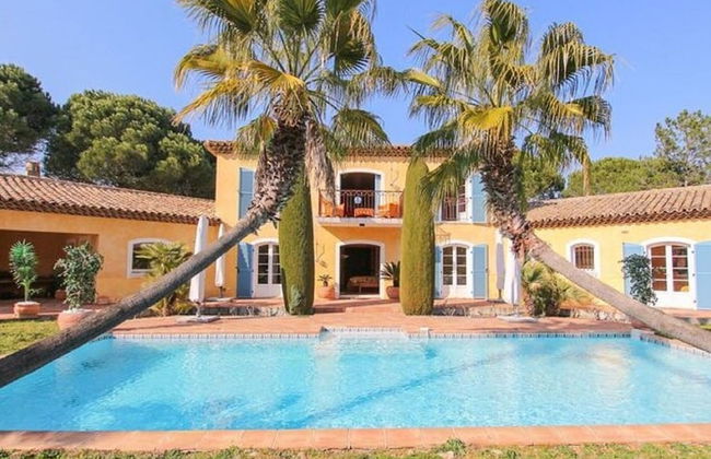 Vibrant Holiday Home With Private Pool - Foto 15