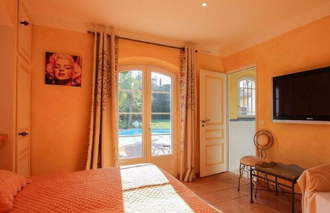 Vibrant Holiday Home With Private Pool - Foto 2