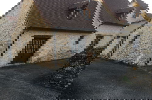 Photo 19 - Cozy Holiday Home in Rudelle