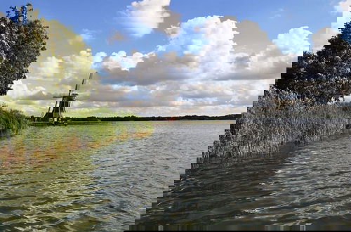 Photo 10 - Island 