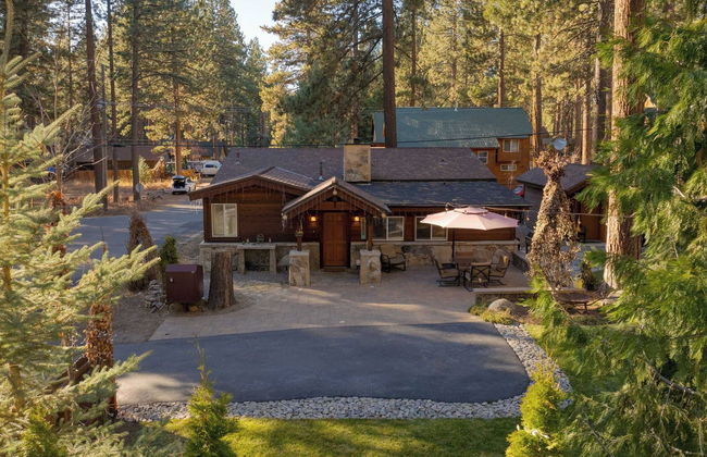 Lake Star by Avantstay Hot Tub, Walk to Beach - Foto 4