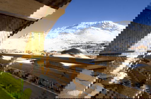 Photo 1 - Apartment in Eclose With Mountain Views