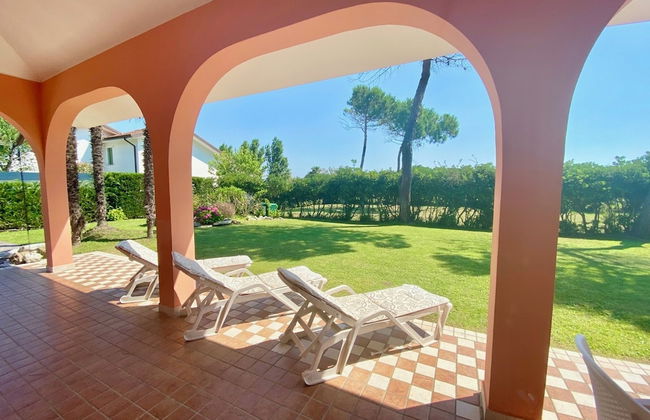 Garden Retreat by the sea on Albarella - Foto 1