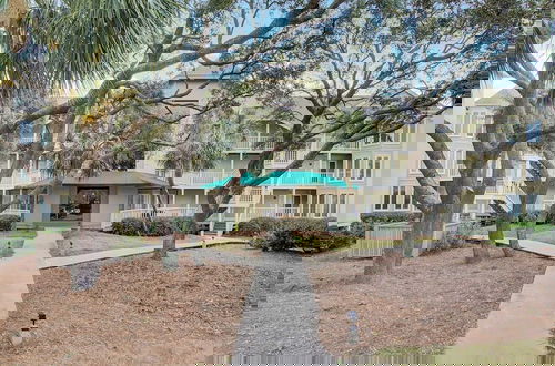 Photo 18 - 204 B Port O Call by Avantstay Beachfront Condo!
