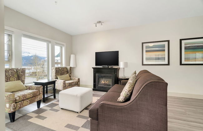 Harmony Haven 2BR Lakefront Suite - Foto 23