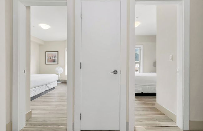 Harmony Haven 2BR Lakefront Suite - Foto 11