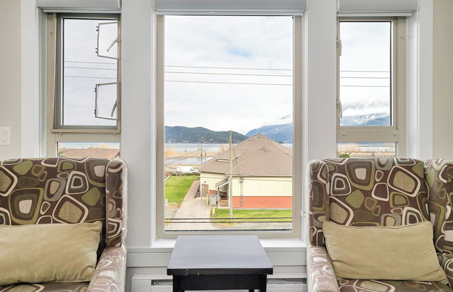 Harmony Haven 2BR Lakefront Suite - Foto 20