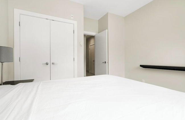 Harmony Haven 2BR Lakefront Suite - Foto 12