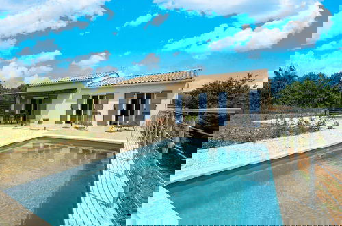 Photo 1 - Cosy Holiday Home With Pool