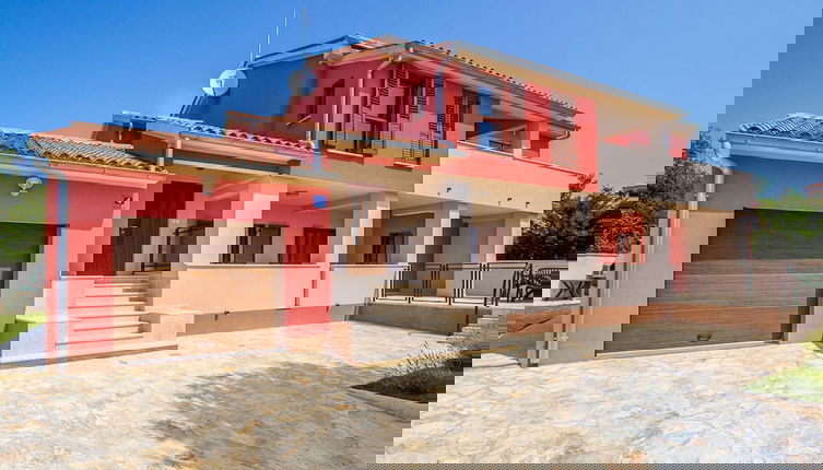 Foto 1 - Spacious Apartment With Covered Terrace