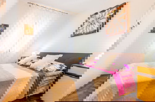 Foto 4 - Spacious Apartment With Covered Terrace