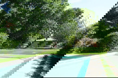 Foto 11 - Detached Bungalow, Private Terrace, Communal Swimming Pool, Near Lake Garda