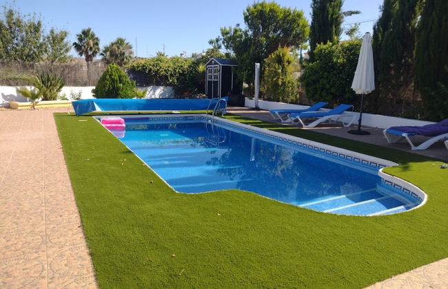 Belvilla by OYO Villa La Casita - Photo 1