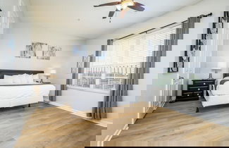 Foto 2 - Penthouse Vacation Condo, Near the Parks - 2014