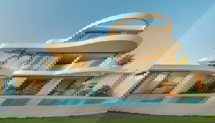 Foto 1 - Babylon