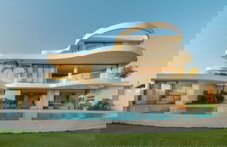 Foto 1 - Babylon
