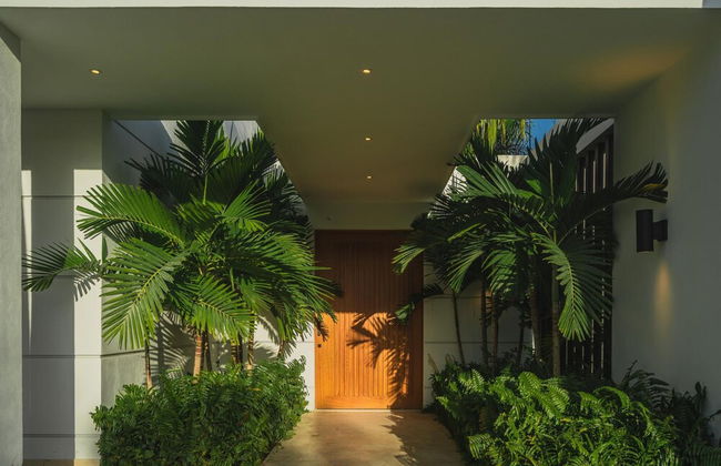 New Lake Front Villa in Golf and Beach Resort - Foto 3