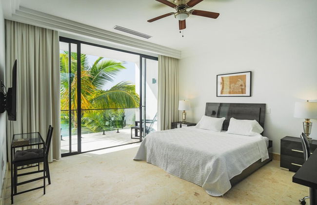 New Lake Front Villa in Golf and Beach Resort - Foto 26