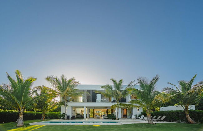 New Lake Front Villa in Golf and Beach Resort - Foto 41