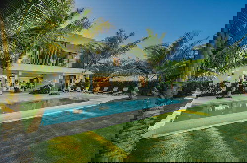 Foto 42 - New Lake Front Villa in Golf and Beach Resort