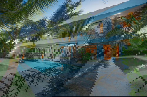 Foto 45 - New Lake Front Villa in Golf and Beach Resort