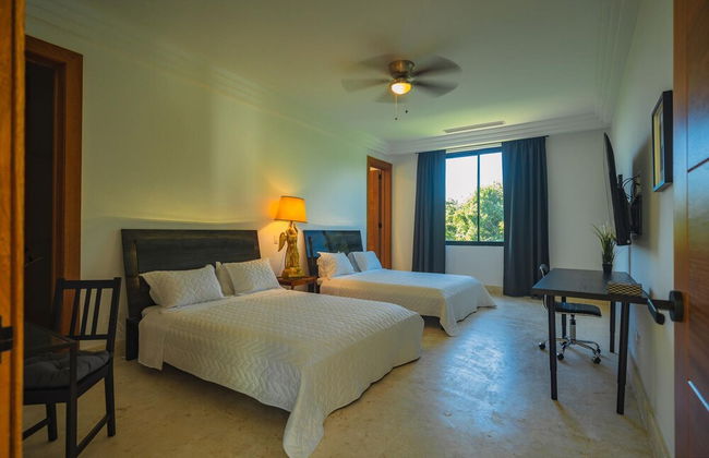 New Lake Front Villa in Golf and Beach Resort - Foto 32