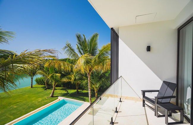 New Lake Front Villa in Golf and Beach Resort - Foto 28