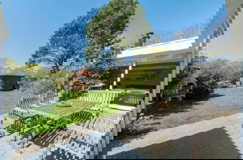 Foto 12 - Stylish Bungalow With Garden