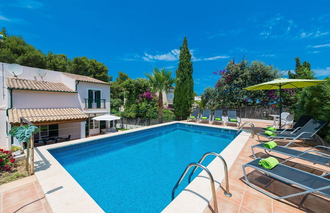 El Pinar in Cala Sant Vicen - Photo 1